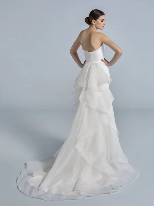 PRONOVIAS - SOPRAGONNA - MIGHTY TRAIN